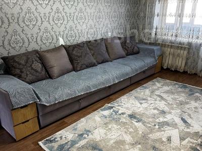2-бөлмелі пәтер · 45 м² · 3/5 қабат, Самал 11б, бағасы: 150 000 ₸ в Талдыкоргане, мкр Самал