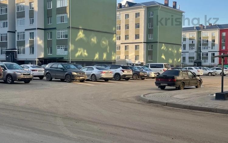 Свободное назначение, офисы, магазины и бутики, склады, общепит, салоны красоты, медцентры и аптеки, образование, развлечения · 90 м² за 7.5 млн 〒 в Актобе, мкр. Алтын орда — фото 7
