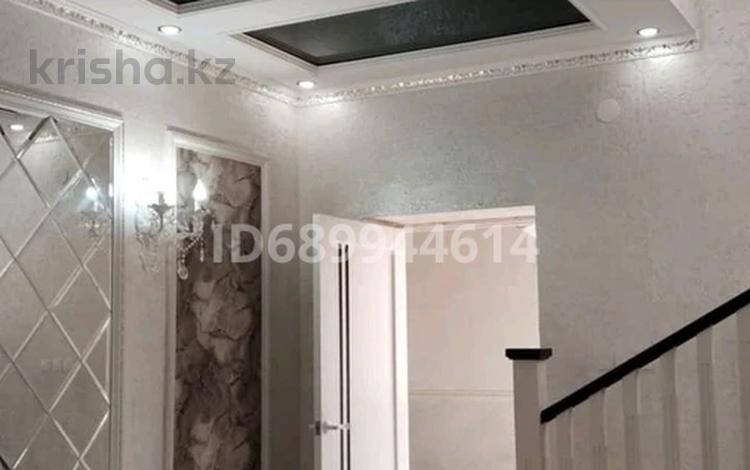Жеке үй · 5 бөлме · 250 м² · 9 жүзд., Жұлдыз ш/а. 1001 — 13, бағасы: 40 млн ₸ в Атырау, мкр Жулдыз — фото 10