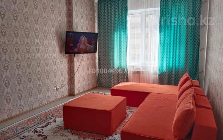 1-комнатная квартира · 40 м² · 10/13 этаж, Абикен Бектуров 7 за 250 000 ₸ в Астане, Нура р-н — фото 2