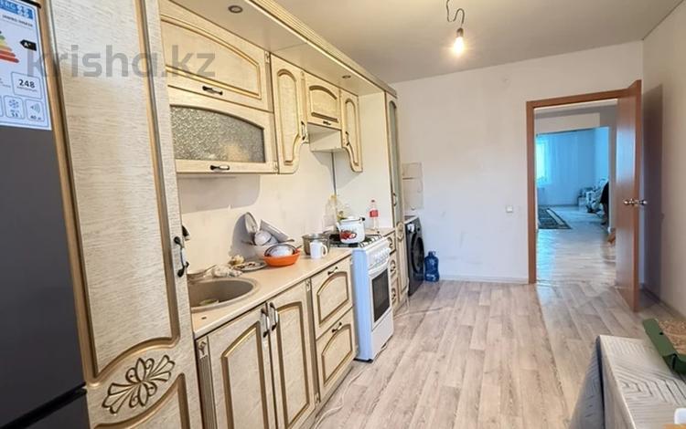 2-комнатная квартира · 80.2 м² · 9/10 этаж, самал за 24.9 млн ₸ в Уральске — фото 2