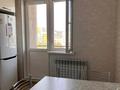 2-комнатная квартира · 64 м² · 8/10 этаж, мкр Аксай-1 11/9 за 300 000 ₸ в Алматы, Ауэзовский р-н — фото 3