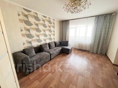 2-бөлмелі пәтер, 60 м², 5/10 қабат, мкр Юго-Восток, Шахтеров 74, бағасы: 22.5 млн 〒 в Караганде, Казыбек би р-н