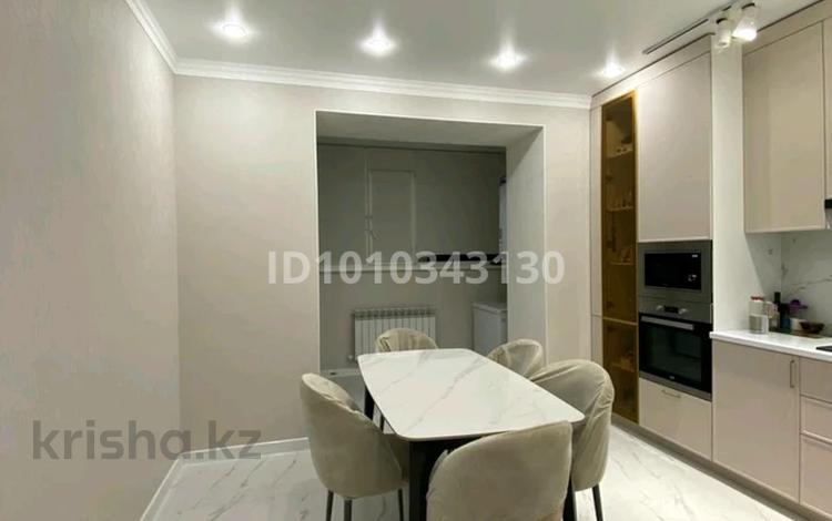 4-бөлмелі пәтер · 125 м² · 2/5 қабат, мкр. Алтын орда, Мкрн Батыс-2 40B, бағасы: 48 млн ₸ в Актобе — фото 2