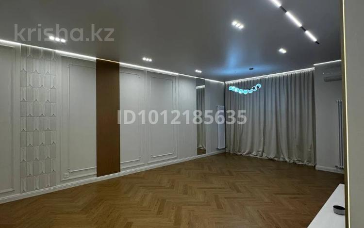 4-комнатная квартира · 160 м² · 2/3 этаж, Кажымукана 109 за 288 млн ₸ в Алматы — фото 7