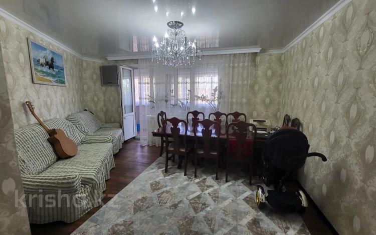 4-комнатная квартира, 87 м², 2/5 этаж, Мкр Самал за 31 млн 〒 в Талдыкоргане — фото 11