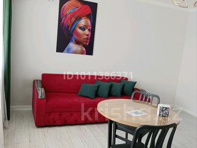 2-бөлмелі пәтер · 55 м² · 5/5 қабат, Ауэзова 205 — Ауэзова Ташенова, бағасы: 2 000 〒 в Кокшетау