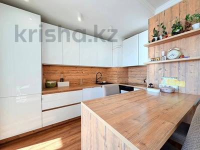 4-комнатная квартира · 99 м² · 9/10 этаж, Назарбаева за 95 млн ₸ в Алматы, Алмалинский р-н