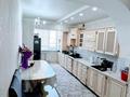 4-комнатная квартира · 110 м² · 1/6 этаж, 32В мкр 12 за 30 млн ₸ в Актау — фото 9