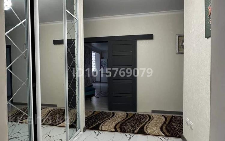 4-бөлмелі пәтер · 110 м² · 7/10 қабат, Қарғалы ш/а., Кенесары хана 54/42, бағасы: 95 млн ₸ в Алматы, Наурызбайский р-н — фото 2
