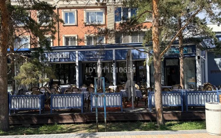Еркін, кеңселер, дүкендер мен бутиктер, қоғамдық тамақтану орны, сұлулық салондары, фитнес және спорт, медорталықтар мен дәріханалар, білім орталықтары, ойын-сауық, студиялар · 241 м², бағасы: ~ 4.8 млн ₸ в Астане — фото 2