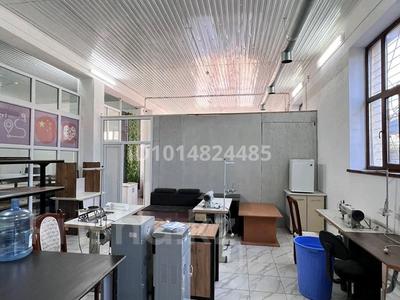 Кабинеты и рабочие места · 50 м² за 180 000 ₸ в Шымкенте, Абайский р-н