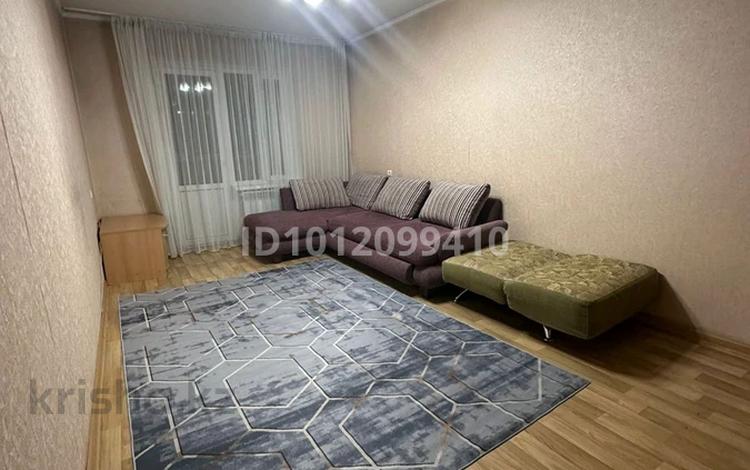 2-комнатная квартира · 50 м² · 2/5 этаж, Мкр. Аксай-3Б 16 за 280 000 ₸ в Алматы, Ауэзовский р-н — фото 2