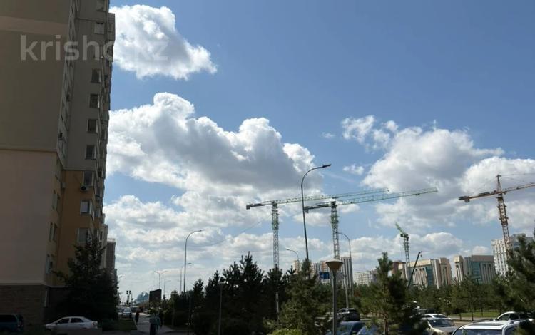 Еркін, кеңселер, дүкендер мен бутиктер, сұлулық салондары, медорталықтар мен дәріханалар, білім орталықтары · 211 м², бағасы: 315 млн ₸ в Астане, Есильский р-н — фото 2