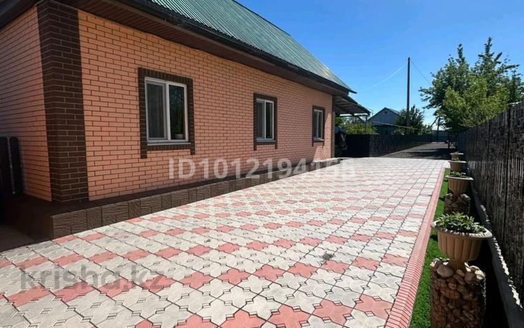Отдельный дом · 4 комнаты · 160 м² · 8 сот., Жаналык 35а за 35 млн ₸ в Алматинской обл. — фото 2