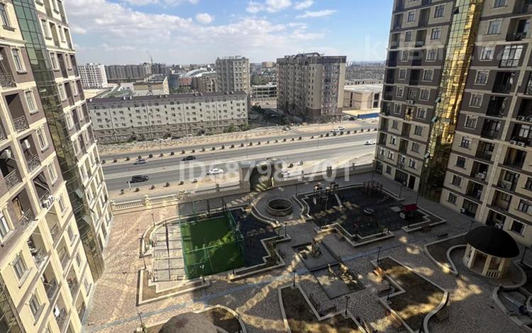 4-комнатная квартира · 176 м² · 8/15 этаж, 17-й мкр 54 за 74 млн ₸ в Актау — фото 2