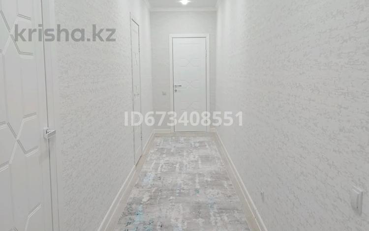4-комнатная квартира · 120 м² · 2/5 этаж, 20а мкр 17 за 37 млн ₸ в Актау — фото 2