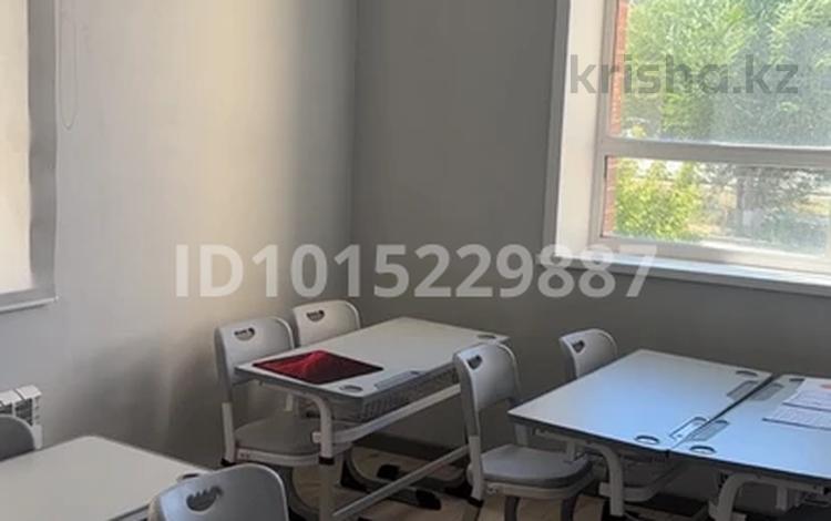 1 комната · 90 м² · 1/5 этаж, мкр Юго-Восток 19/2 — Муканова 19/2 за 150 000 ₸ в Караганде, Казыбек би р-н — фото 2