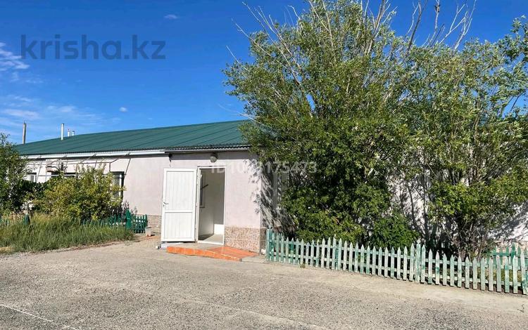 Свободное назначение · 300 м² за 990 000 〒 в Атырау, мкр Мунайшы — фото 2