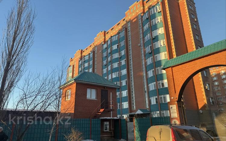 1-комнатная квартира · 56 м² · 3/9 этаж, мкр. Алтын орда, Баишева — ЖК Альтаир за 170 000 ₸ в Актобе — фото 7