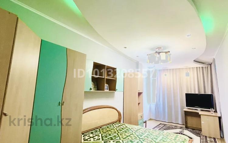 1-бөлмелі пәтер · 32 м² · 6/13 қабат, мкр Тастак-2, Шевченко 164 — Ауэзова, бағасы: 15 000 ₸ в Алматы, Алмалинский р-н — фото 2