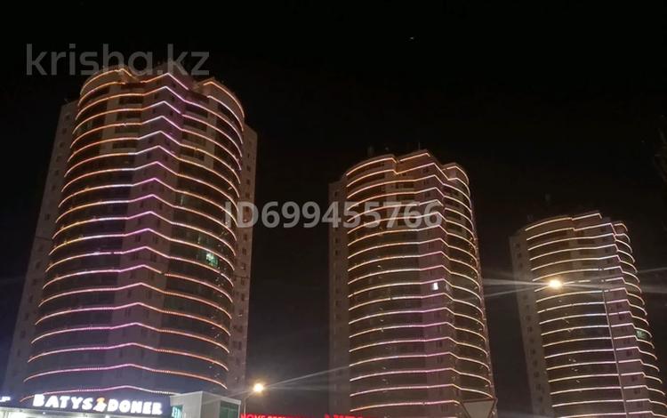 2-бөлмелі пәтер · 70 м² · 18/25 қабат, мкр 11 112, бағасы: 12 000 ₸ в Актобе — фото 5