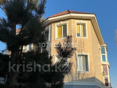 Аренда домов или дач в Атырауской обл.: Отдельный дом · 7 комнат · 360 м², мкр Атырау, ПУШКИНА 12 — Кит - край за 700 000 〒 Отдельный дом · 7 комнат · 360 м², мкр Атырау, ПУШКИНА 12 — Кит - край за 700 000 〒