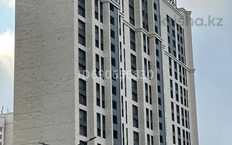 4-комнатная квартира, 155 м², 3/20 этаж, Жумекен Нажимеденов 2 за 124 млн 〒 в Астане, Алматы р-н — фото 2