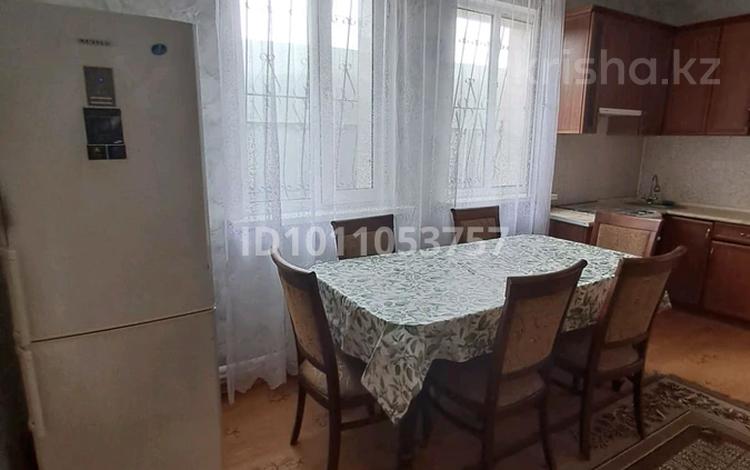 Отдельный дом · 3 комнаты · 80 м², Сахалинская — Розыбакиева между Рыскулова и Раимбека за 300 000 ₸ в Алматы, Алатауский р-н — фото 2
