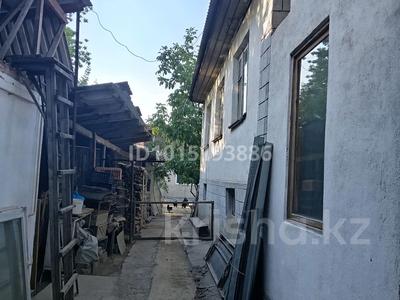 Отдельный дом · 11 комнат · 230 м² · 9 сот., мкр Альмерек 19 — Бейбитшилик 19 за 75 млн ₸ в Алматы, Турксибский р-н