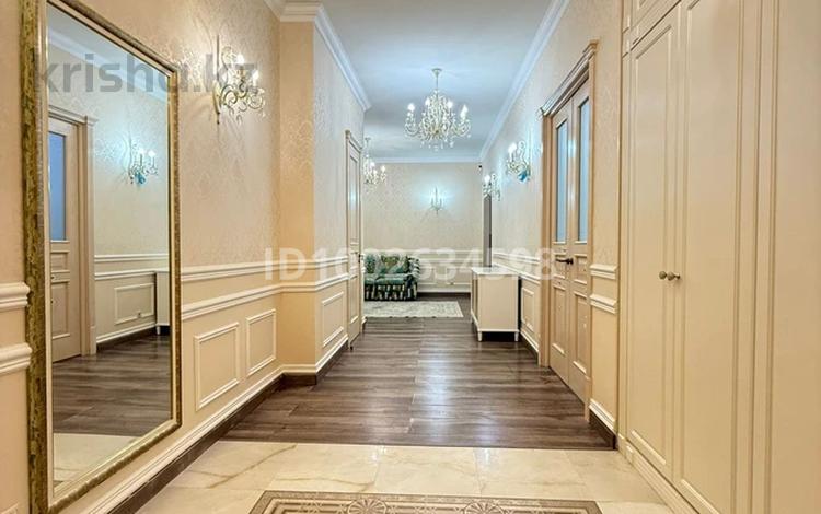 4-комнатная квартира · 190 м² · 4/6 этаж, Кайыма Мухамедханова за 800 000 ₸ в Астане, Есильский р-н — фото 11