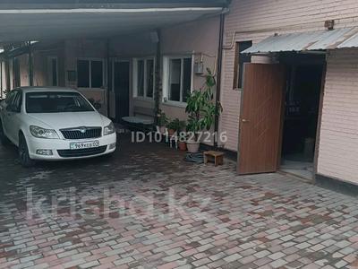 Отдельный дом · 4 комнаты · 70 м² · 6.2 сот., мкр Алтай-1, Новокузнецкая 33 за 90 млн ₸ в Алматы, Турксибский р-н