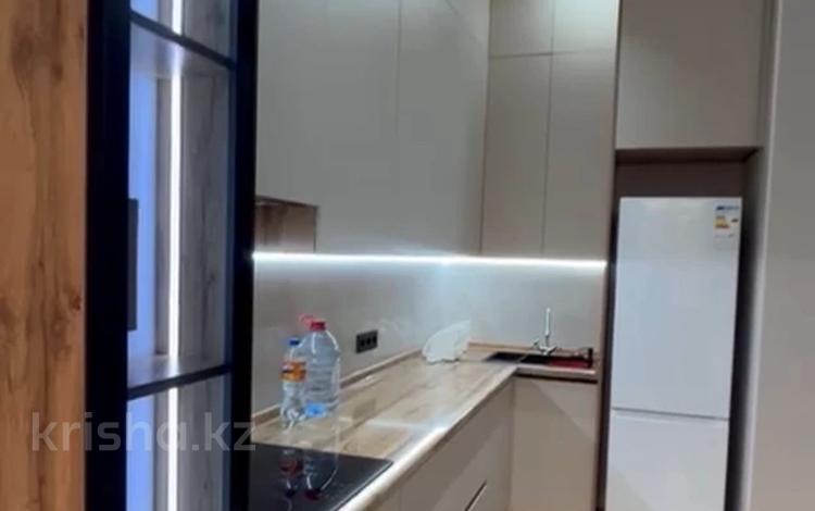2-комнатная квартира · 51 м² · 8/12 этаж, 17-й мкр 112 за 180 000 ₸ в Актау — фото 3