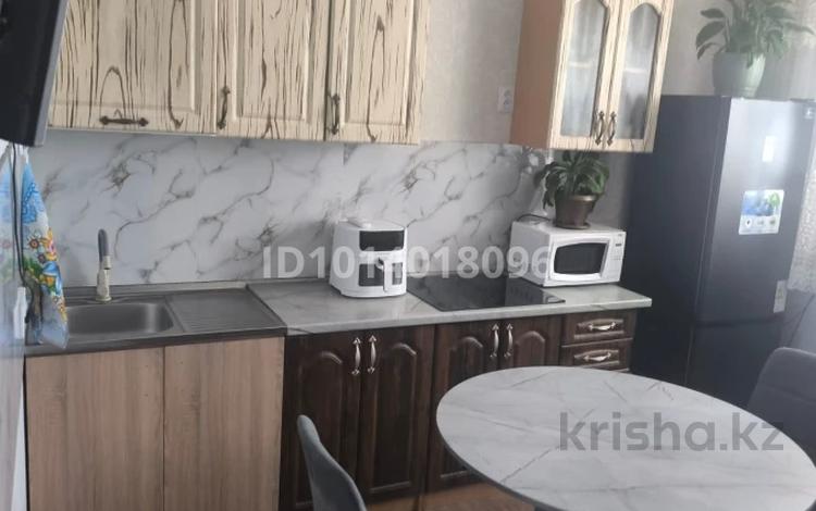 2-комнатная квартира · 42.4 м² · 3/3 этаж, Айтеке би 22 за ~ 19.9 млн ₸ в  — фото 2