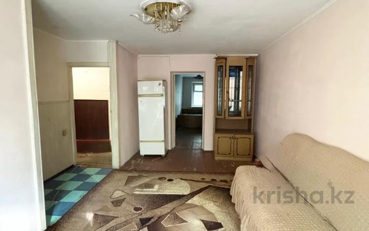 2-комнатная квартира · 44 м² · 1/5 этаж, Амре Кашаубаева 10 за 14.5 млн ₸ в Усть-Каменогорске — фото 3
