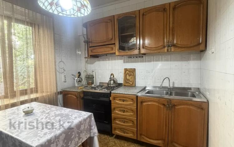 3-комнатная квартира · 74 м² · 2/5 этаж, Едила Ергожина за 350 000 ₸ в Алматы, Бостандыкский р-н — фото 2