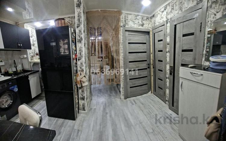 2-бөлмелі пәтер · 44 м² · 4/9 қабат, 4-ш/а. 47, бағасы: 13 млн ₸ в Актау, 4-й мкр — фото 8