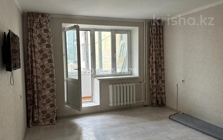 1-комнатная квартира · 40 м² · 2/5 этаж, мкр Астана — Рядом 2 садика за 130 000 ₸ в Уральске — фото 2