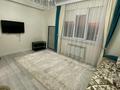 2-комнатная квартира, 43 м², 10/10 этаж, мкр Аксай-5 25 за 32 млн 〒 в Алматы, Ауэзовский р-н — фото 2
