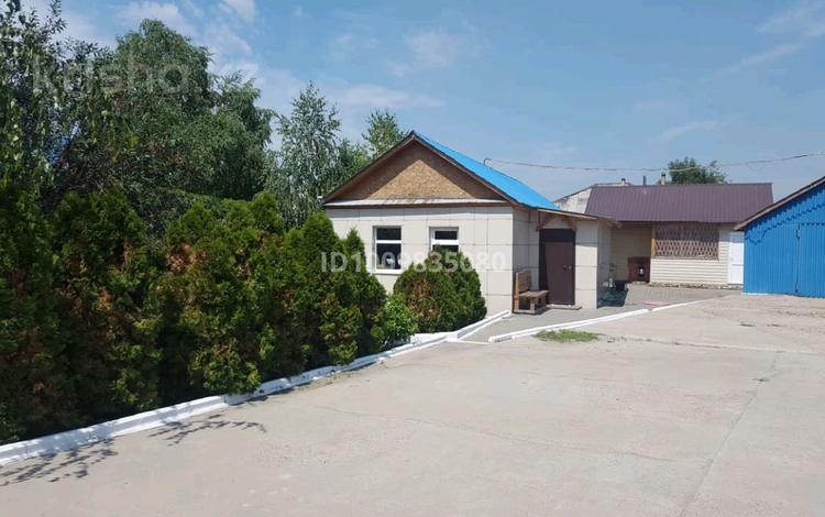 Офисы, склады · 200 м² за 75 млн ₸ в Усть-Каменогорске — фото 2