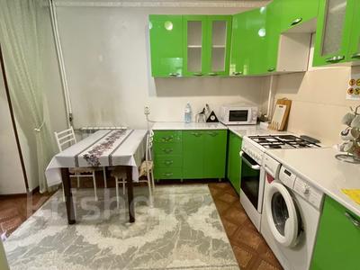 2-бөлмелі пәтер · 65 м² · 1/5 қабат, Каратал 22, бағасы: 180 000 ₸ в Талдыкоргане