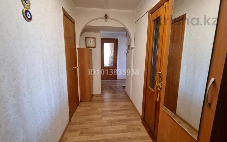 4-комнатная квартира · 73.2 м² · 5/9 этаж, пр. Республики 2/2 — мк-р. Самал за 38.9 млн ₸ в Астане, р-н Байконур — фото 2