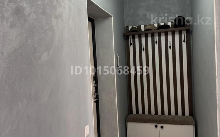 2-комнатная квартира · 40 м² · 13/16 этаж, мкр Калкаман-2, Абишева 36 за 250 000 ₸ в Алматы, Наурызбайский р-н — фото 2