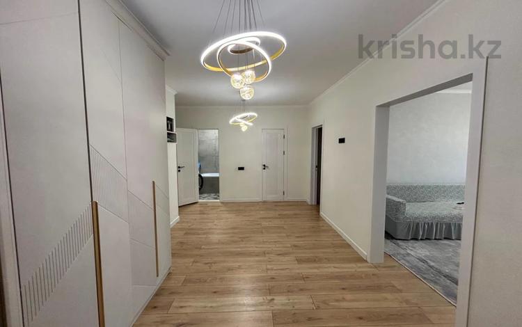 3-бөлмелі пәтер · 105 м² · 9/12 қабат, Мукан Тулебаев 5, бағасы: ~ 43 млн ₸ в Астане, Алматы р-н — фото 5