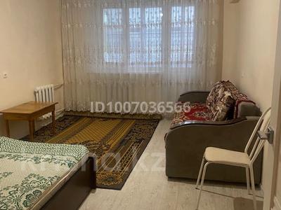 1-бөлмелі пәтер · 50 м² · 2/5 қабат, мкр Жетысу-4 — Абая Момышулы, бағасы: 200 000 ₸ в Алматы, Ауэзовский р-н