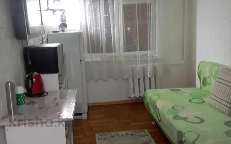 1-комнатная квартира · 16 м² · 2/4 этаж, мкр №7 1 за 130 000 ₸ в Алматы, Ауэзовский р-н — фото 2