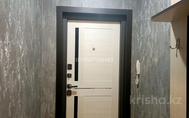 3-бөлмелі пәтер · 60 м² · 2/5 қабат, Севастопольская 16, бағасы: 23.9 млн ₸ в Усть-Каменогорске, Ульбинский — фото 2