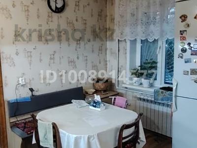 3-бөлмелі пәтер · 67 м² · 1/5 қабат, 18-шағынаудан 22, бағасы: 17 млн ₸ в Караганде, Алихана Бокейханова р-н