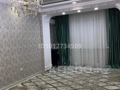 3-бөлмелі пәтер · 90 м² · 1/9 қабат, 19-й мкр, 19-ш/а. 1 — Жолдың бойында, бағасы: 33 млн ₸ в Актау