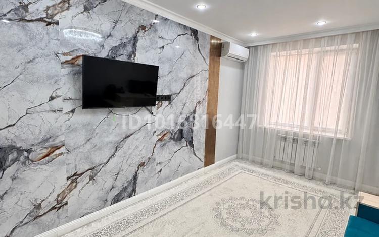 2-комнатная квартира · 65 м² · 2/10 этаж, мкр Центральный, Абая 26/1 за 35 млн ₸ в Атырау — фото 2